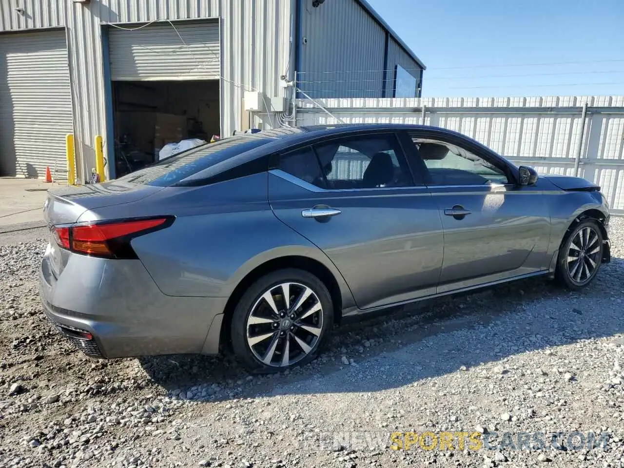 3 Фотография поврежденного автомобиля 1N4BL4BV0LC156175 NISSAN ALTIMA 2020