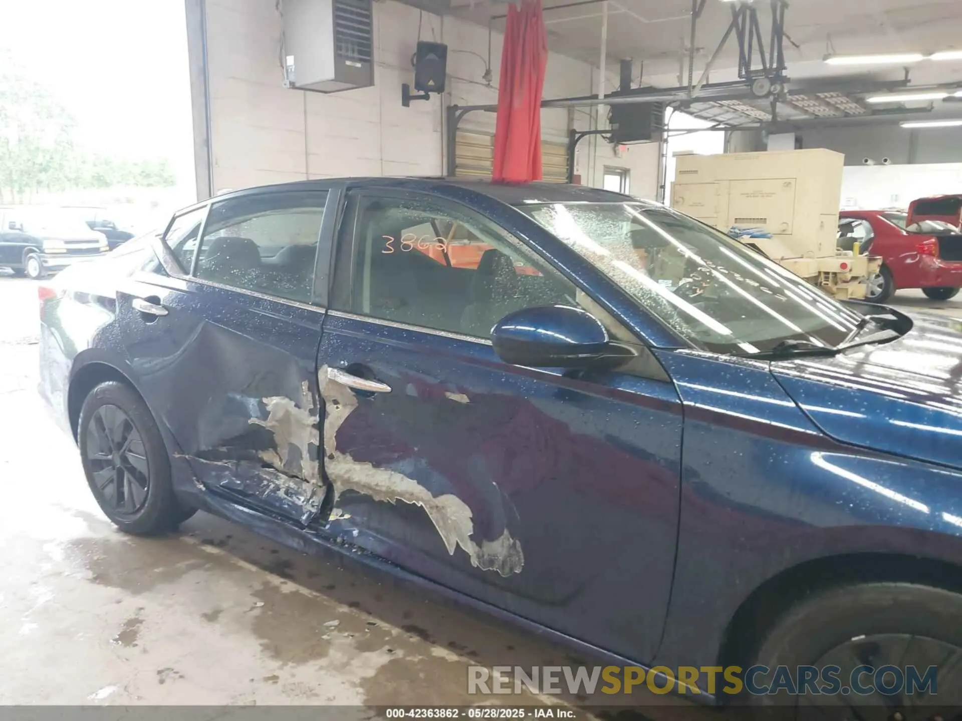 6 Photograph of a damaged car 1N4BL4BV0LC206119 NISSAN ALTIMA 2020