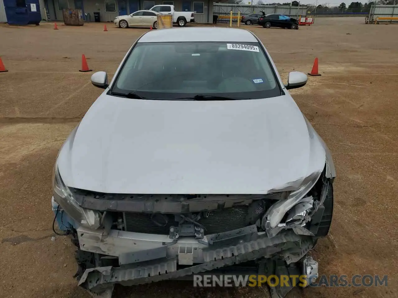5 Photograph of a damaged car 1N4BL4BV0LC225656 NISSAN ALTIMA 2020