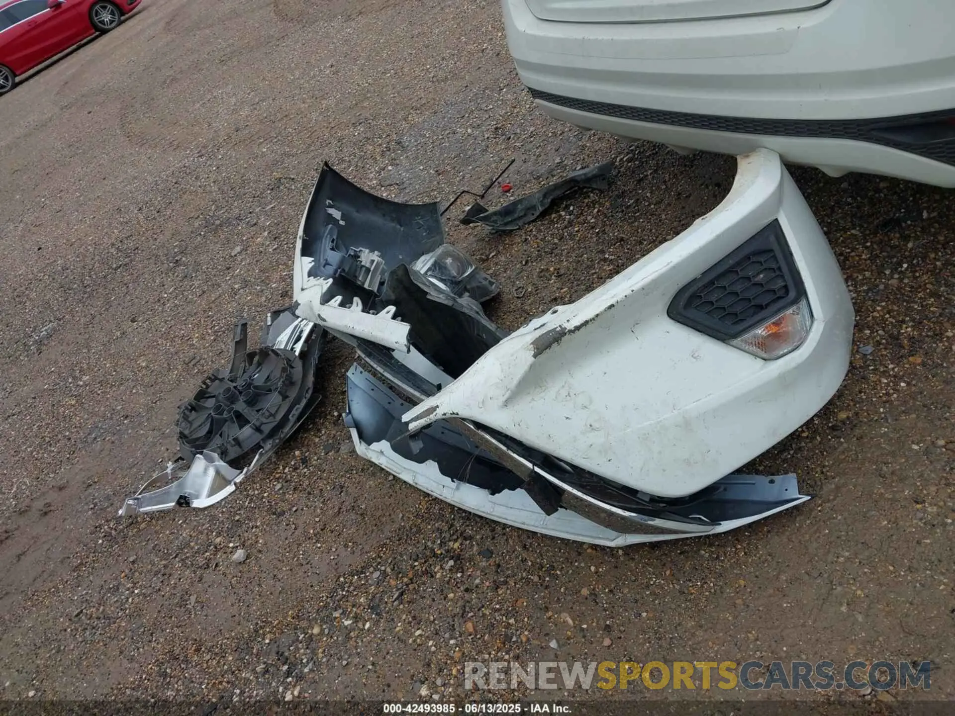 12 Photograph of a damaged car 1N4BL4BV0LC252615 NISSAN ALTIMA 2020