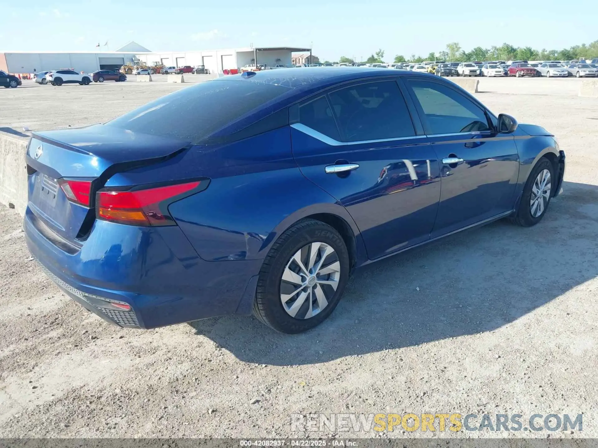4 Фотография поврежденного автомобиля 1N4BL4BV0LN313160 NISSAN ALTIMA 2020