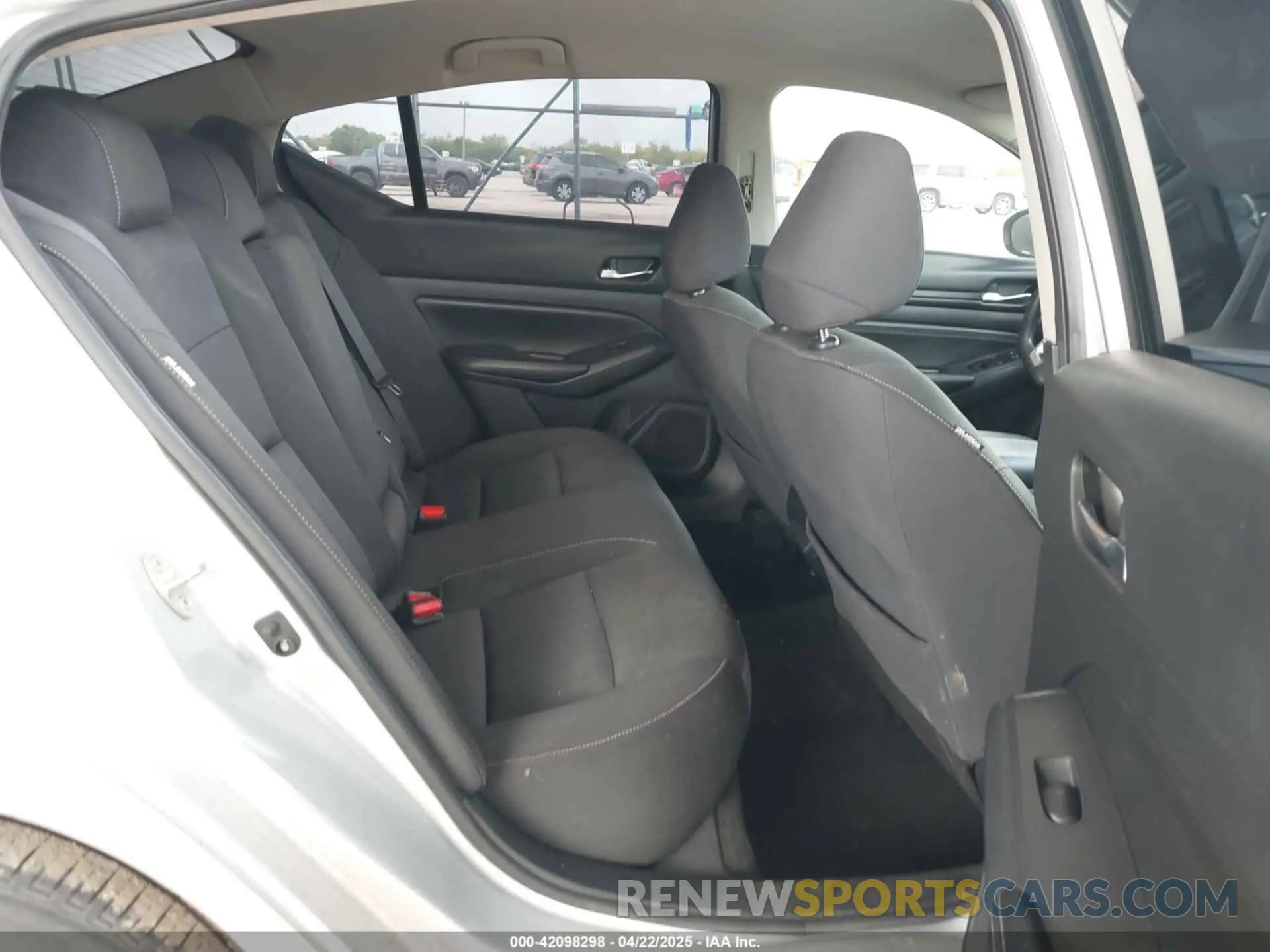 8 Фотография поврежденного автомобиля 1N4BL4BV1LC174085 NISSAN ALTIMA 2020