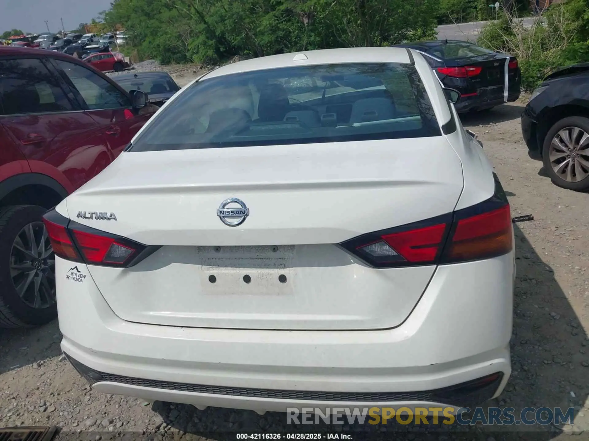 16 Photograph of a damaged car 1N4BL4BV1LC184969 NISSAN ALTIMA 2020