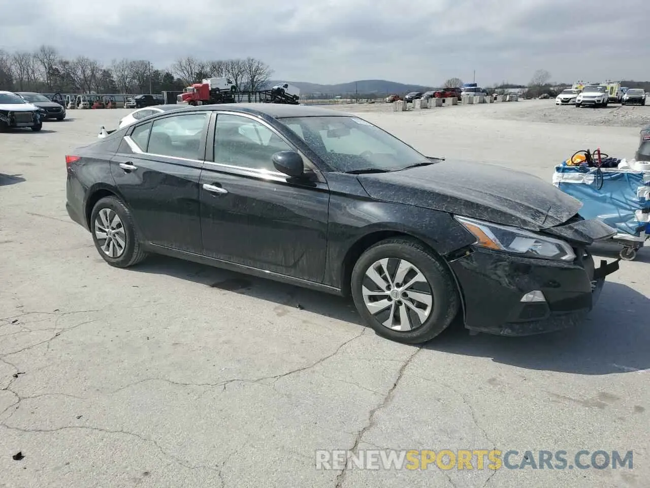 4 Photograph of a damaged car 1N4BL4BV1LC190495 NISSAN ALTIMA 2020
