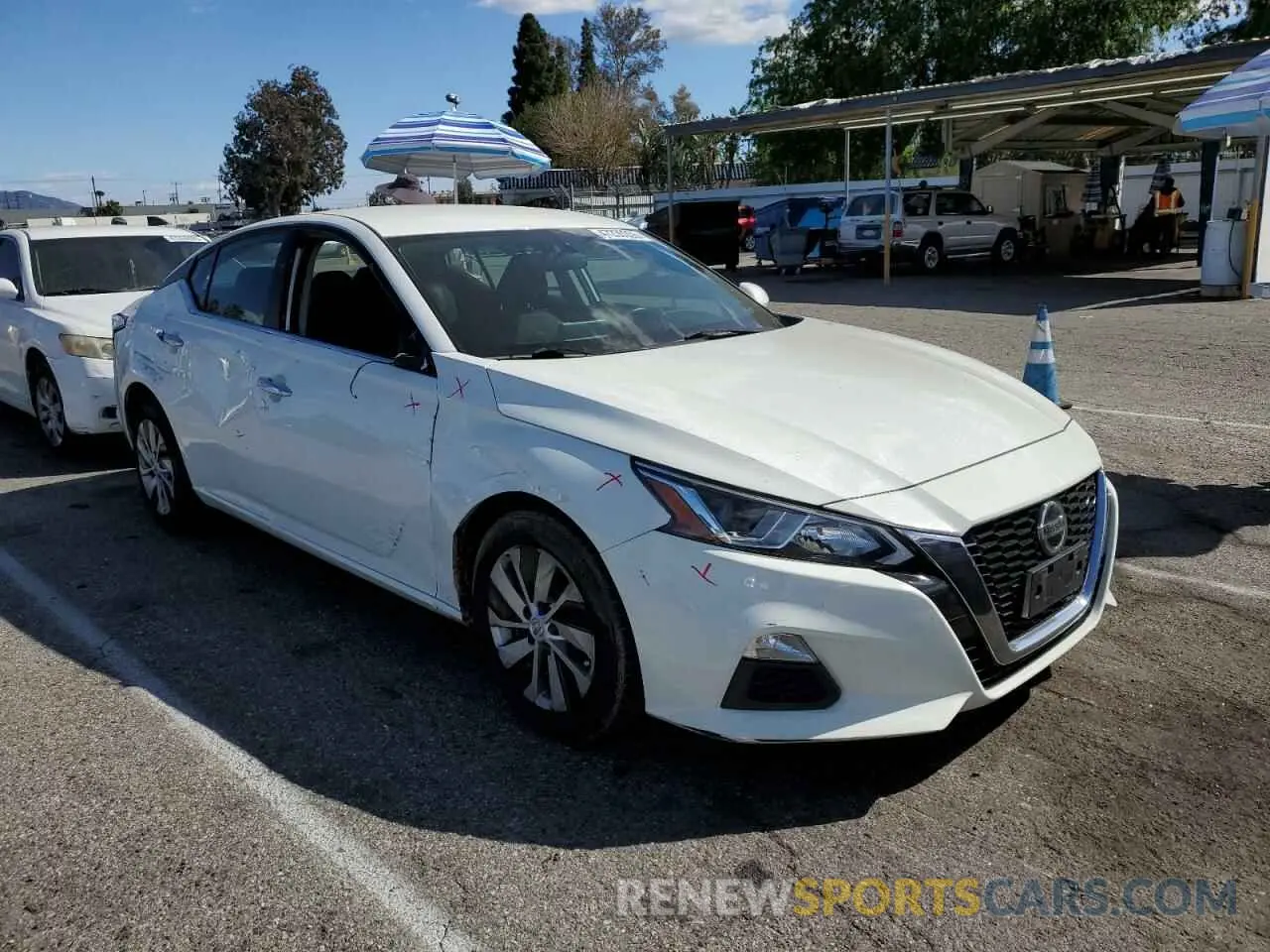 4 Photograph of a damaged car 1N4BL4BV1LC207036 NISSAN ALTIMA 2020