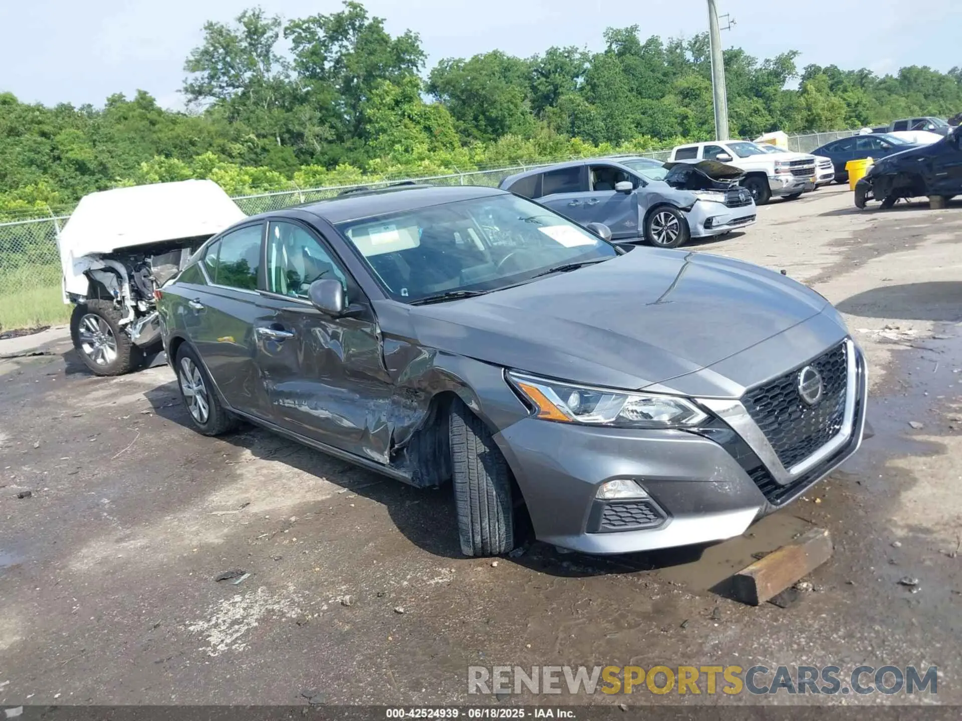 1 Photograph of a damaged car 1N4BL4BV1LC226928 NISSAN ALTIMA 2020