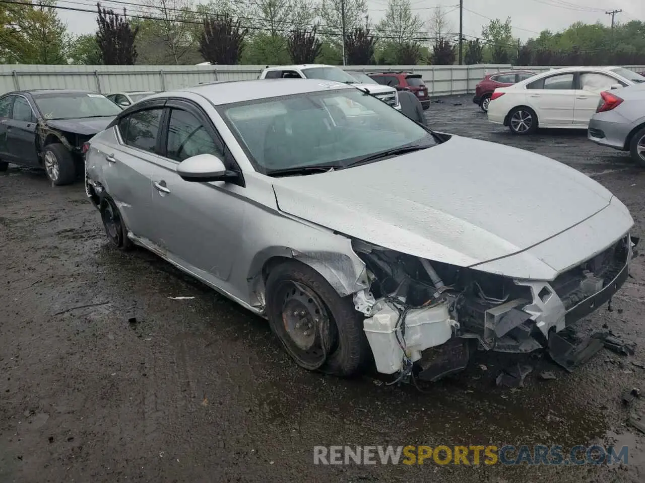 4 Photograph of a damaged car 1N4BL4BV1LC283940 NISSAN ALTIMA 2020