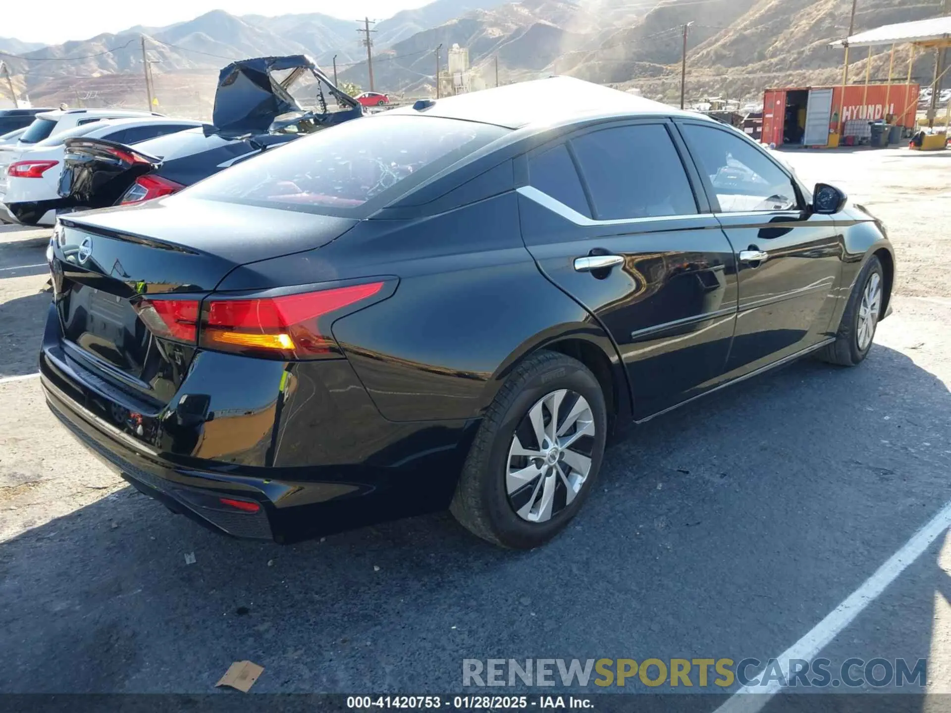 4 Фотография поврежденного автомобиля 1N4BL4BV2LC186830 NISSAN ALTIMA 2020