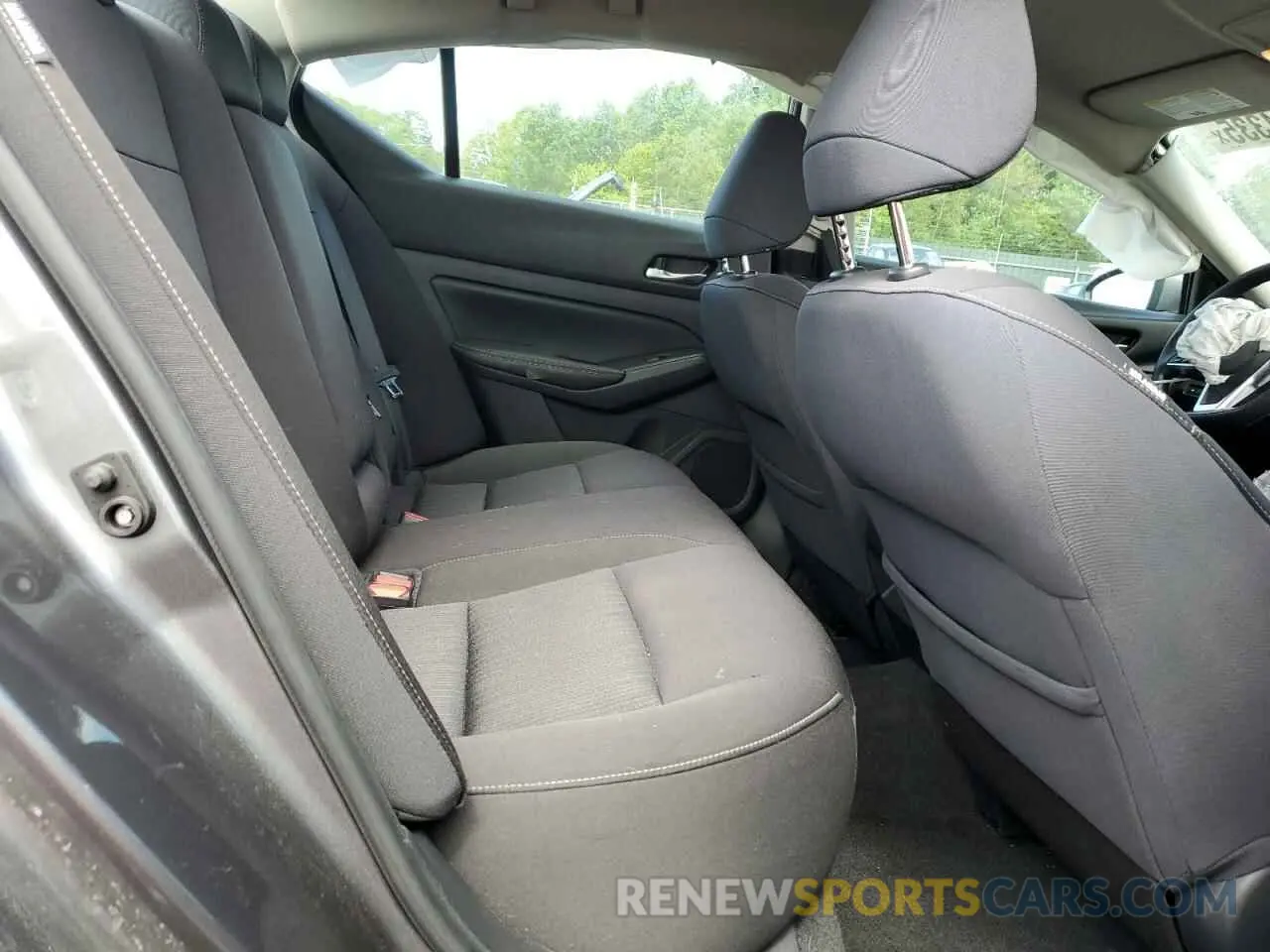 10 Photograph of a damaged car 1N4BL4BV2LC201570 NISSAN ALTIMA 2020