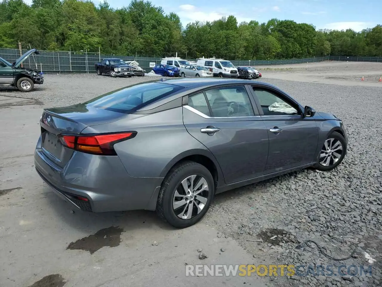 3 Photograph of a damaged car 1N4BL4BV2LC201570 NISSAN ALTIMA 2020