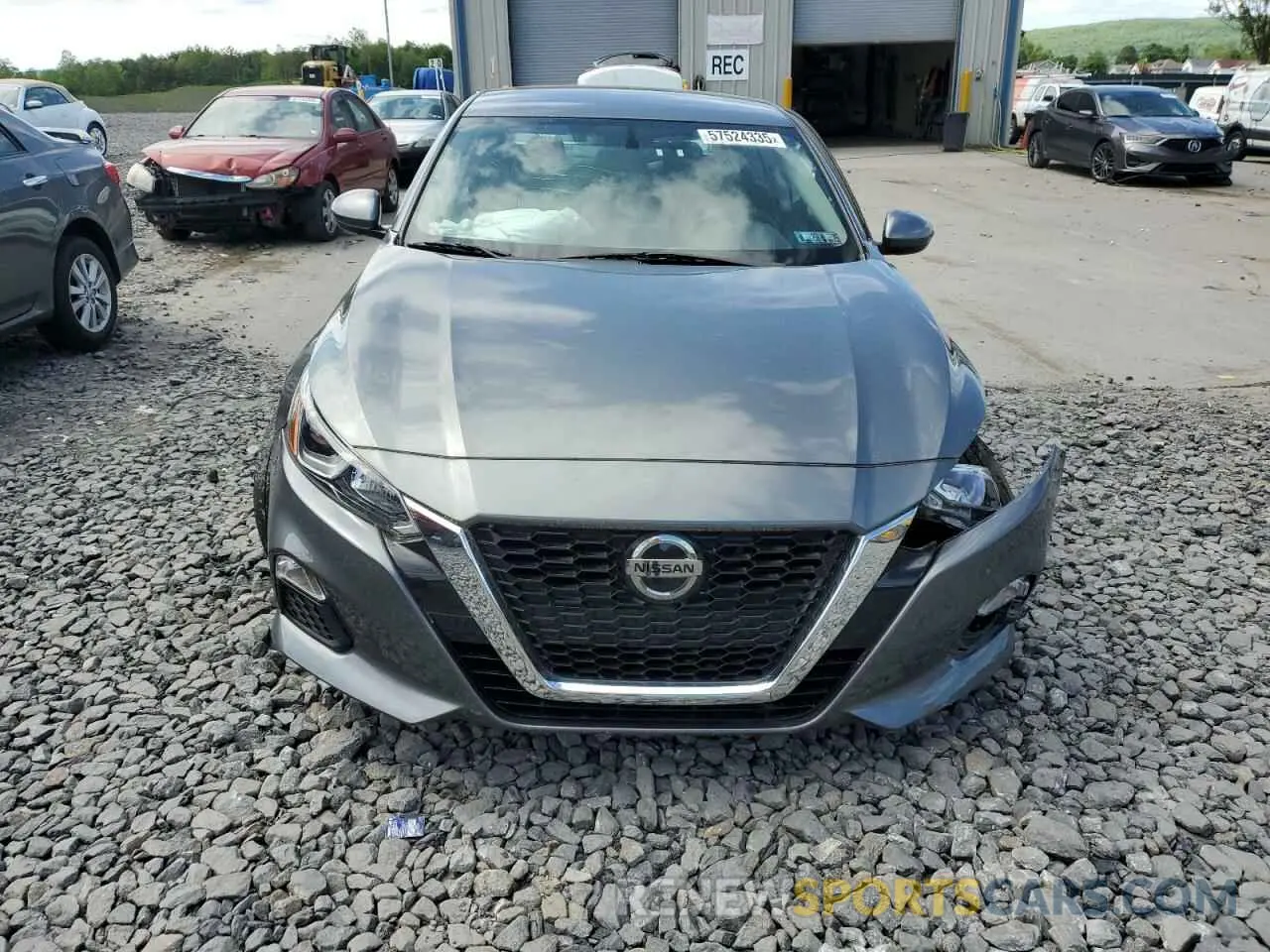 5 Photograph of a damaged car 1N4BL4BV2LC201570 NISSAN ALTIMA 2020