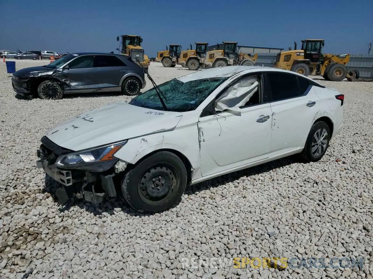 1 Photograph of a damaged car 1N4BL4BV2LC211077 NISSAN ALTIMA 2020