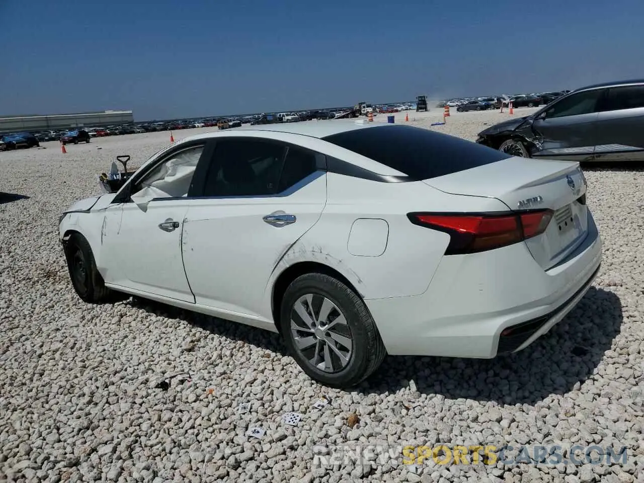 2 Photograph of a damaged car 1N4BL4BV2LC211077 NISSAN ALTIMA 2020
