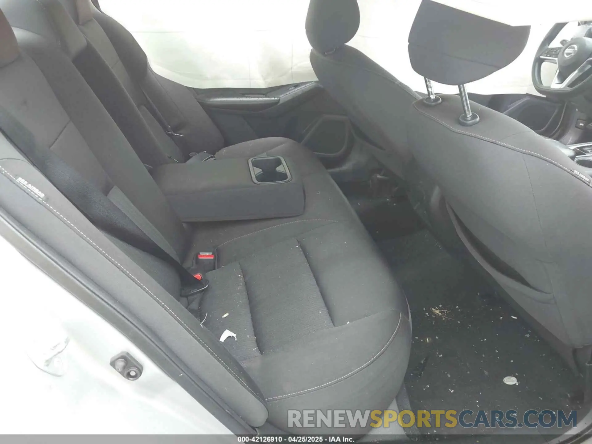 8 Photograph of a damaged car 1N4BL4BV2LN301799 NISSAN ALTIMA 2020
