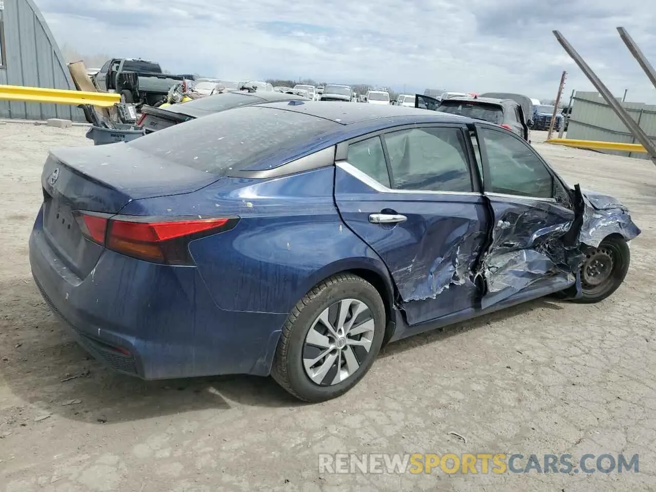 3 Фотография поврежденного автомобиля 1N4BL4BV2LN315928 NISSAN ALTIMA 2020