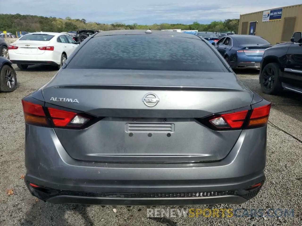 6 Photograph of a damaged car 1N4BL4BV3LC117872 NISSAN ALTIMA 2020