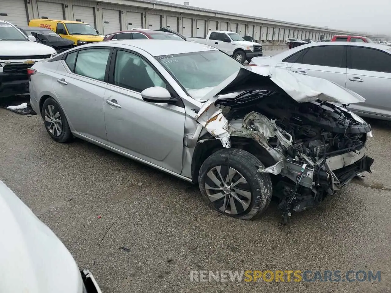4 Фотография поврежденного автомобиля 1N4BL4BV3LC147700 NISSAN ALTIMA 2020