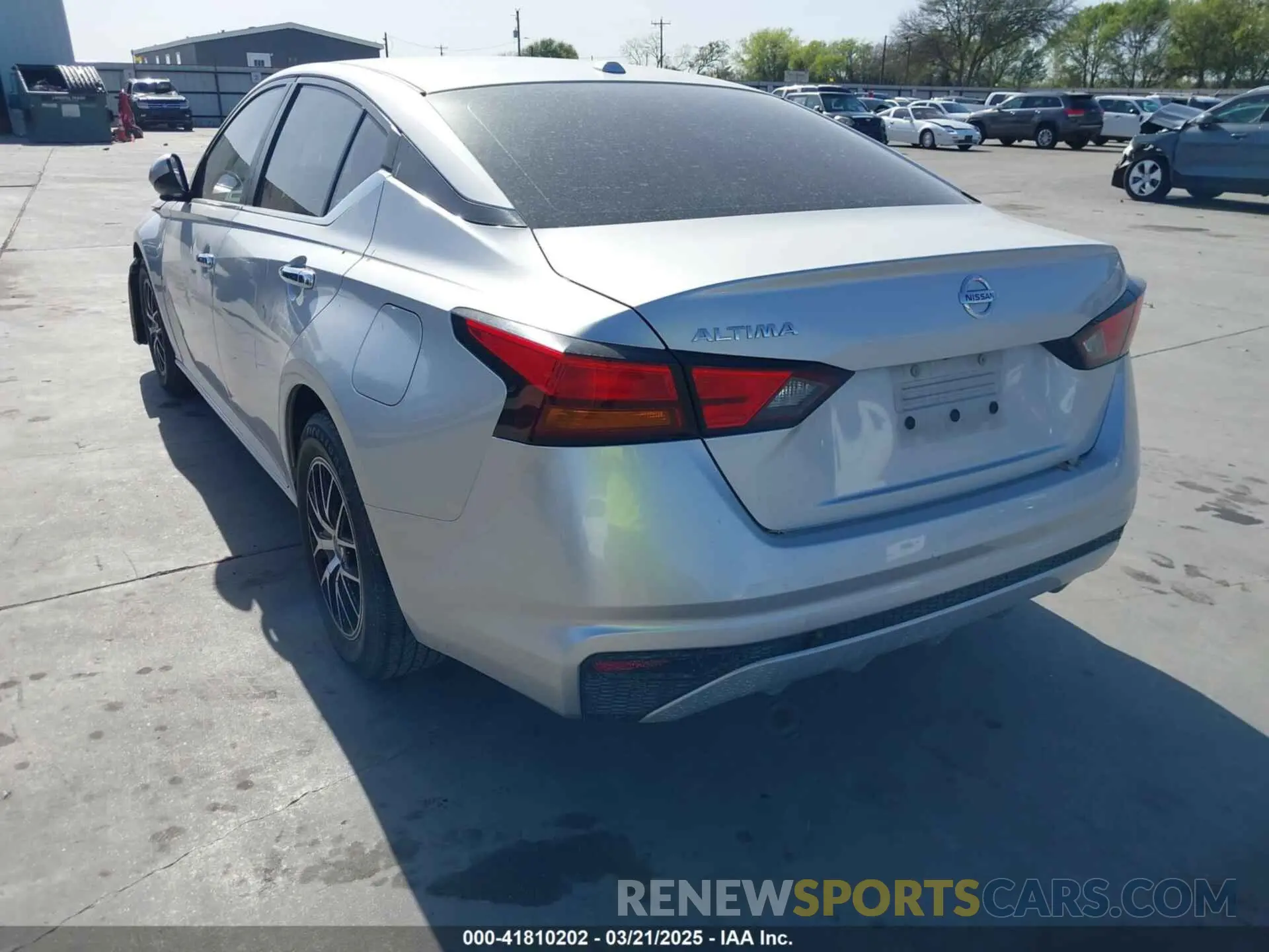 3 Photograph of a damaged car 1N4BL4BV3LC150998 NISSAN ALTIMA 2020