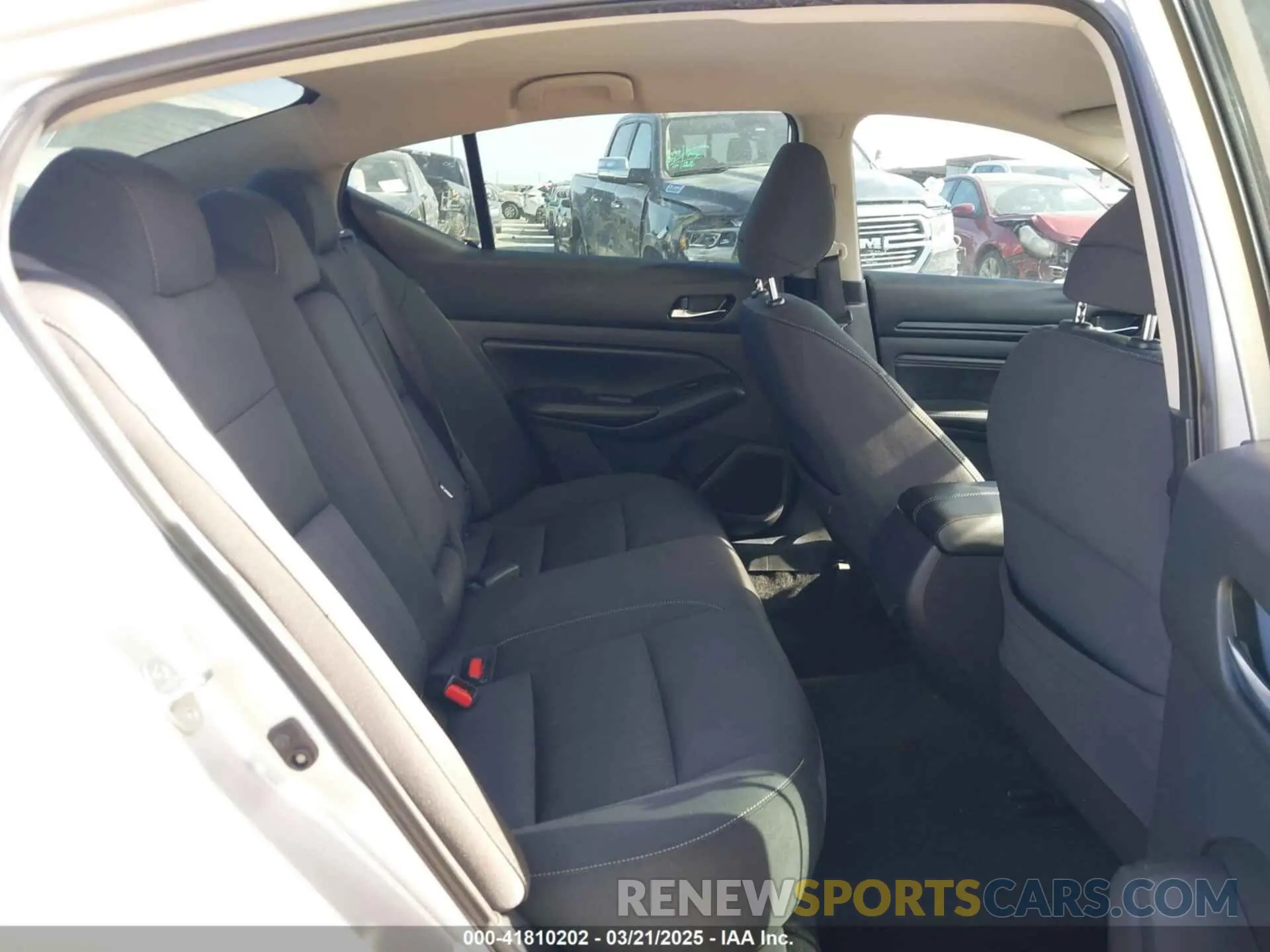 8 Photograph of a damaged car 1N4BL4BV3LC150998 NISSAN ALTIMA 2020