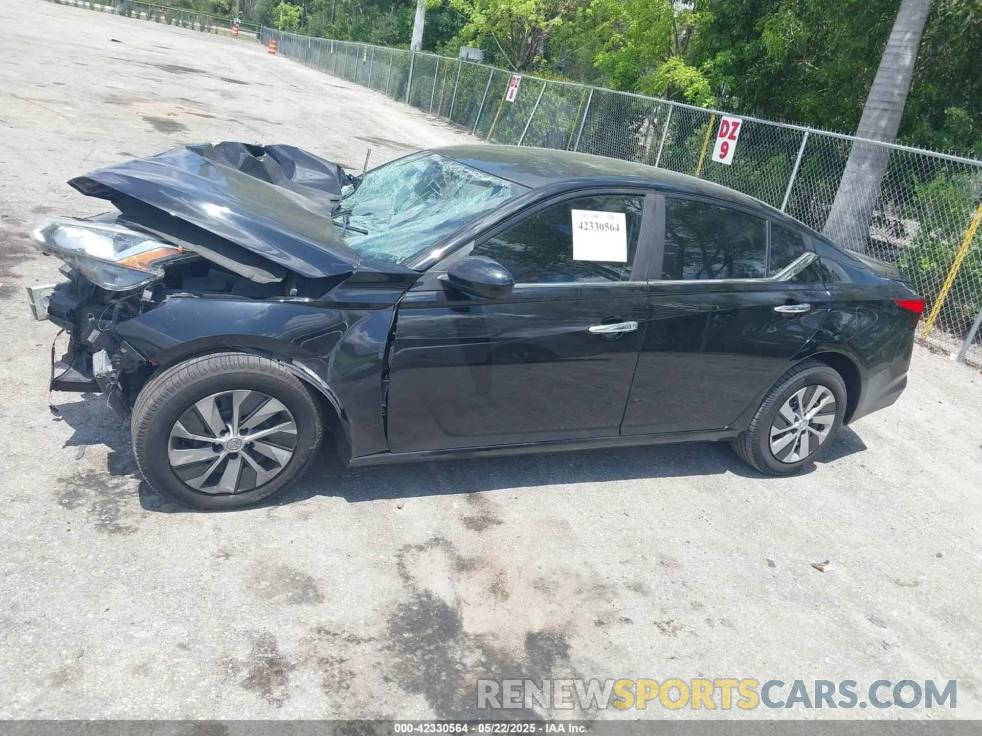 15 Photograph of a damaged car 1N4BL4BV3LC155845 NISSAN ALTIMA 2020