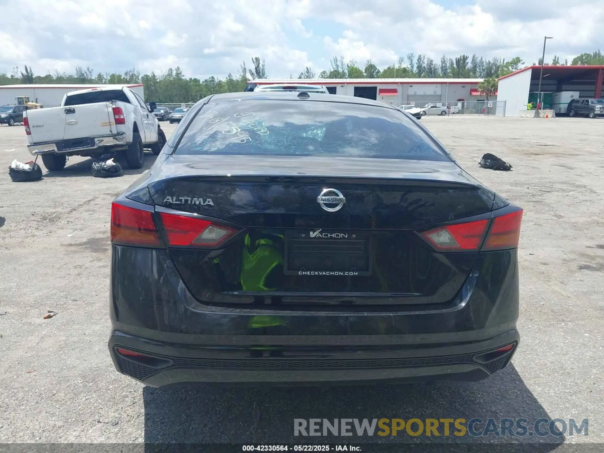 17 Photograph of a damaged car 1N4BL4BV3LC155845 NISSAN ALTIMA 2020