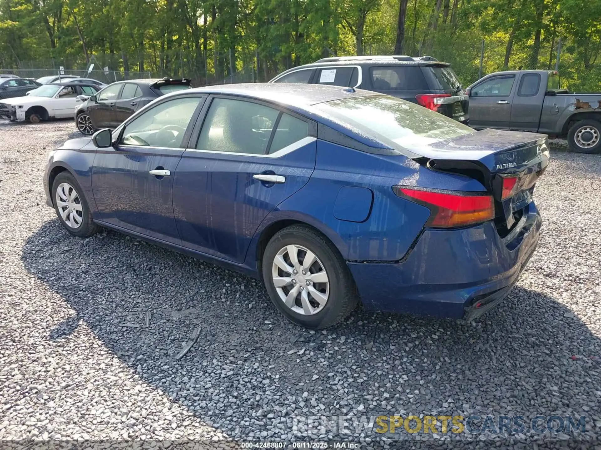 3 Photograph of a damaged car 1N4BL4BV3LC183466 NISSAN ALTIMA 2020
