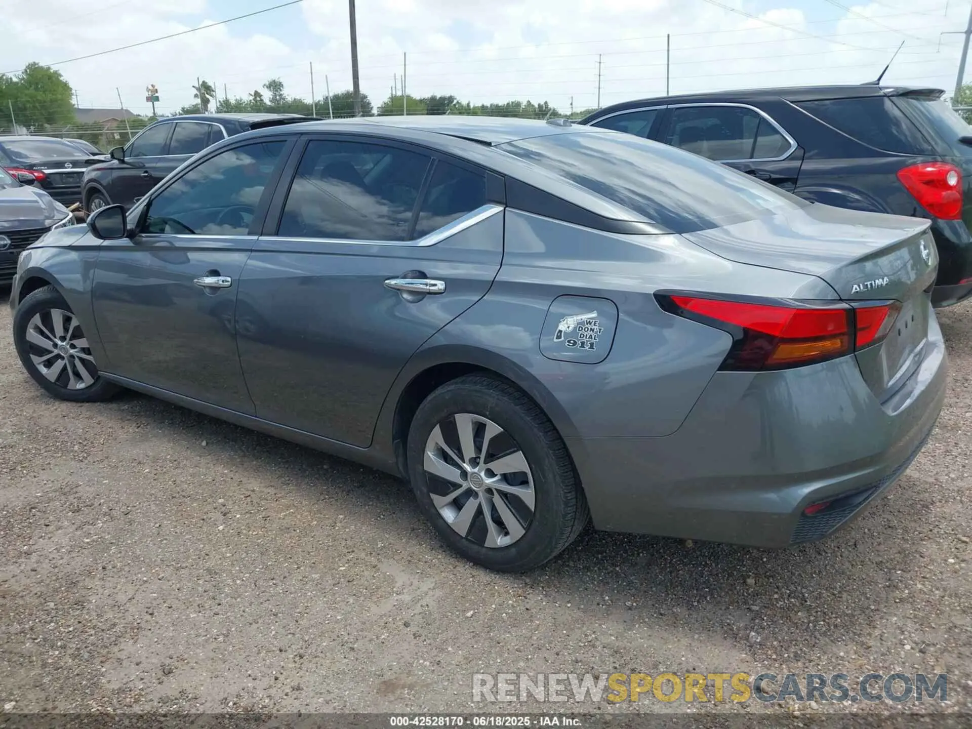 15 Photograph of a damaged car 1N4BL4BV3LC204557 NISSAN ALTIMA 2020