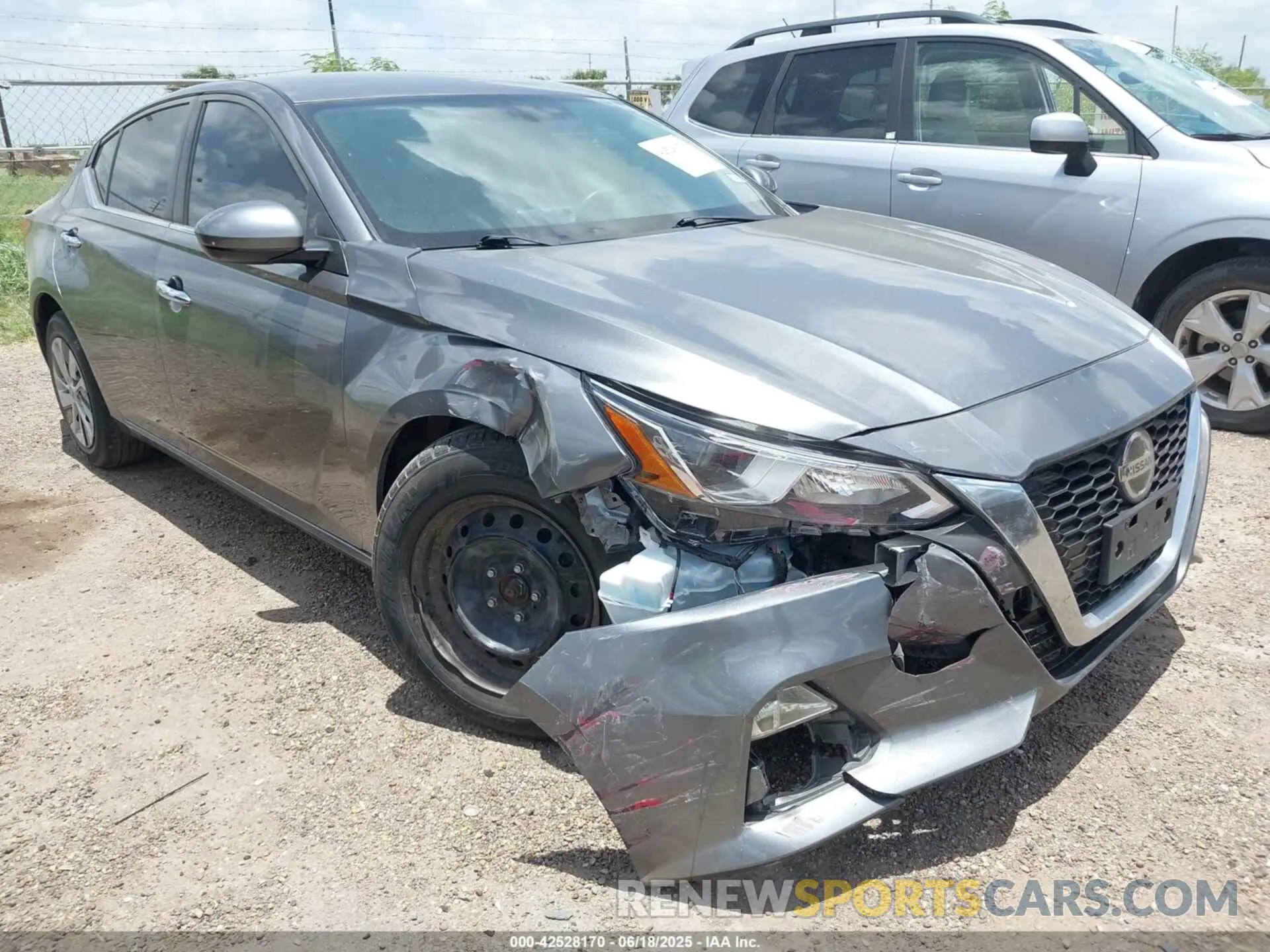 6 Photograph of a damaged car 1N4BL4BV3LC204557 NISSAN ALTIMA 2020