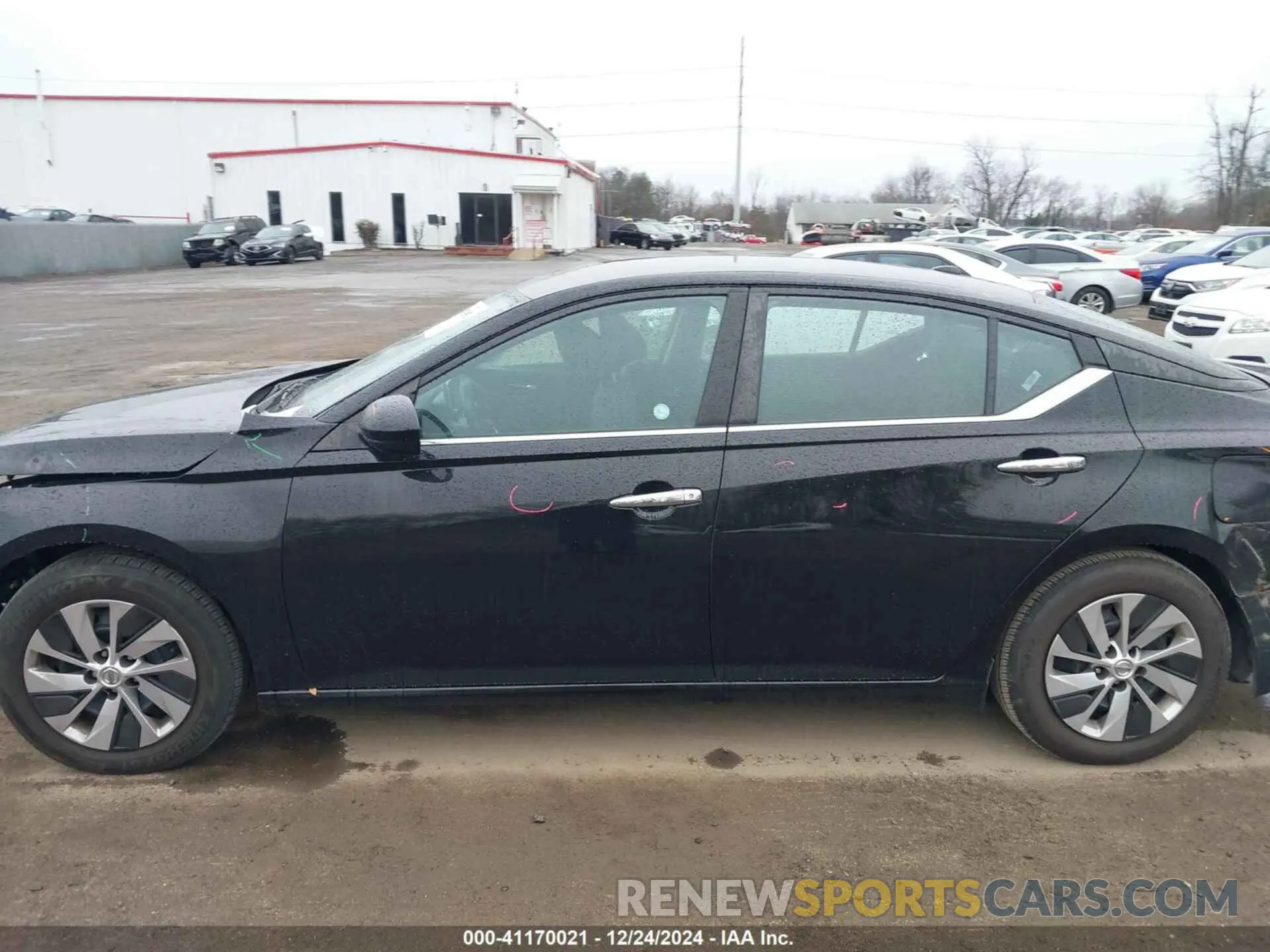 14 Photograph of a damaged car 1N4BL4BV3LC226686 NISSAN ALTIMA 2020