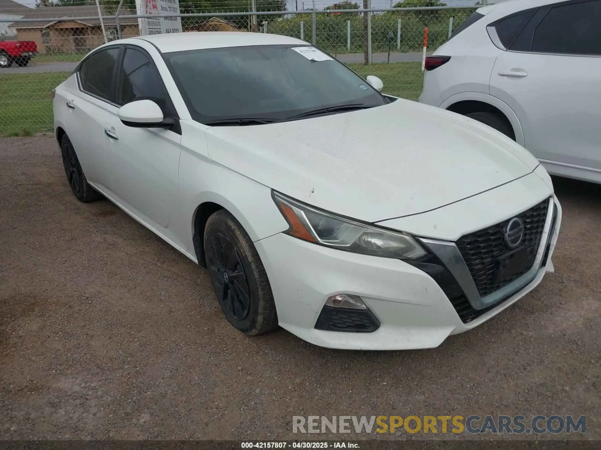 1 Фотография поврежденного автомобиля 1N4BL4BV3LC240572 NISSAN ALTIMA 2020