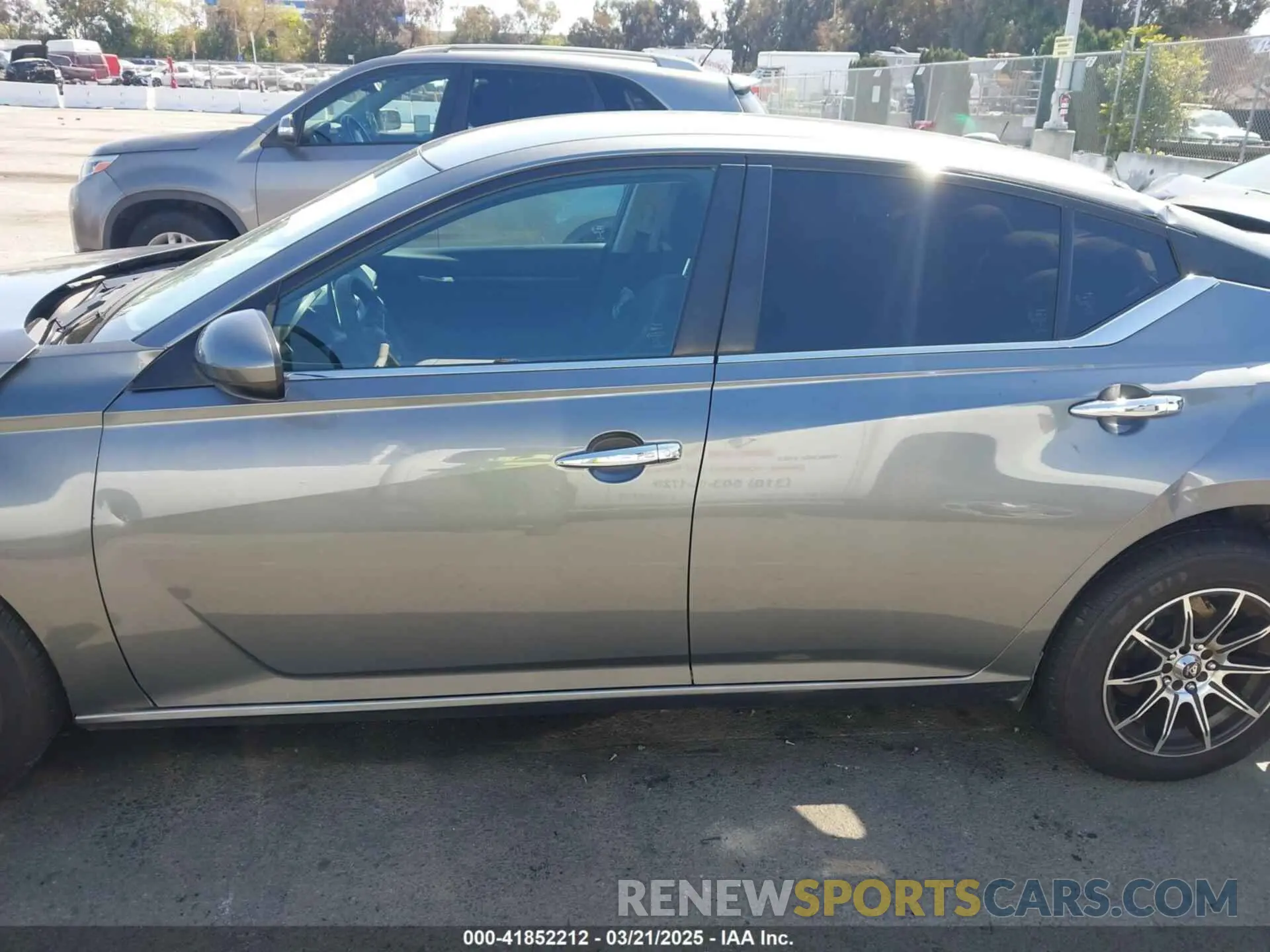 14 Фотография поврежденного автомобиля 1N4BL4BV3LC277685 NISSAN ALTIMA 2020