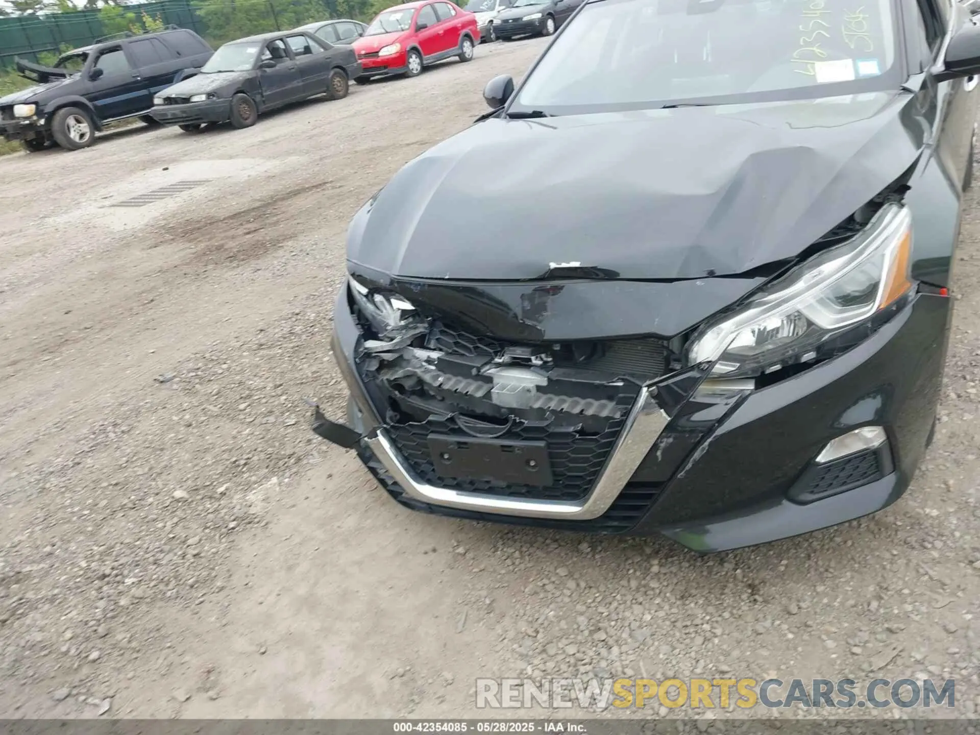 12 Photograph of a damaged car 1N4BL4BV3LC280327 NISSAN ALTIMA 2020