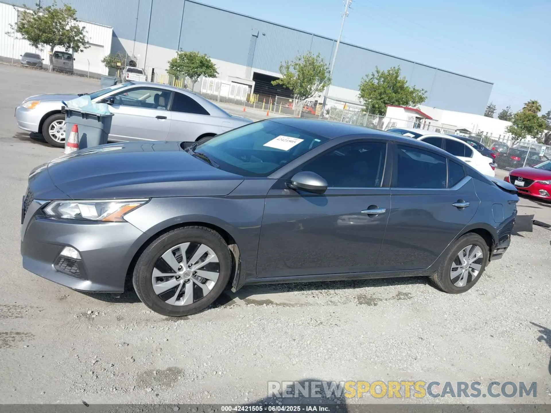 15 Photograph of a damaged car 1N4BL4BV4LC123776 NISSAN ALTIMA 2020