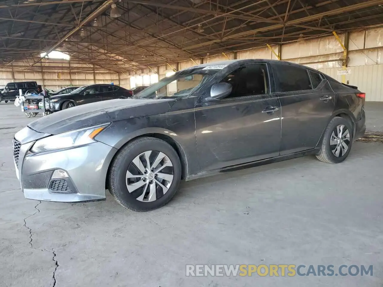 1 Photograph of a damaged car 1N4BL4BV4LC212733 NISSAN ALTIMA 2020