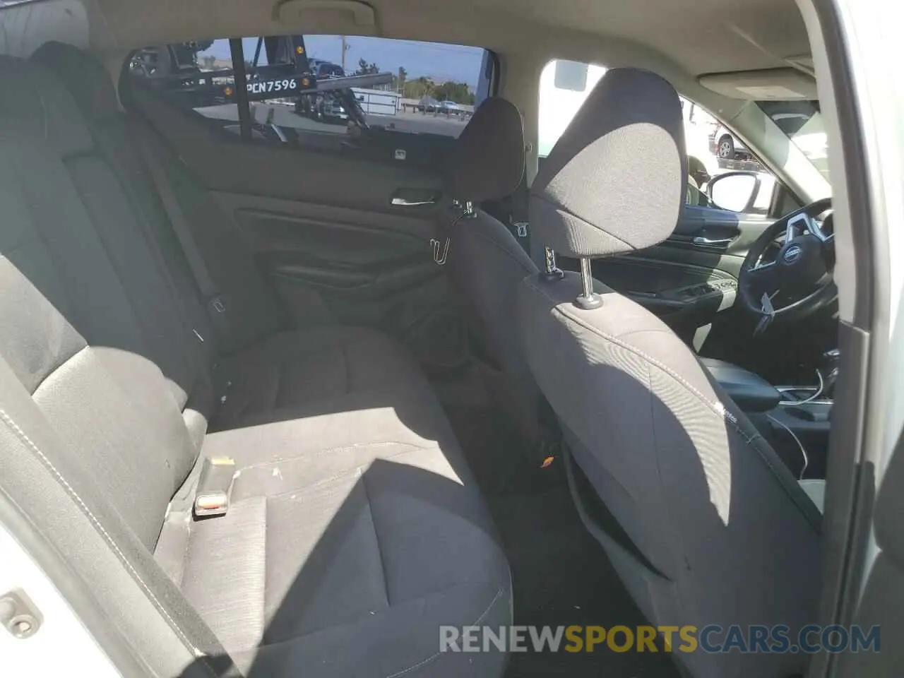 10 Photograph of a damaged car 1N4BL4BV4LN317616 NISSAN ALTIMA 2020