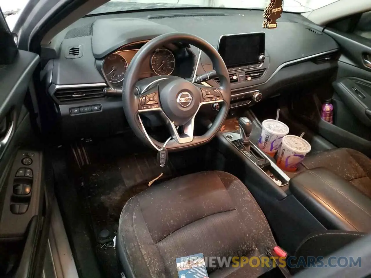8 Photograph of a damaged car 1N4BL4BV5LC118277 NISSAN ALTIMA 2020