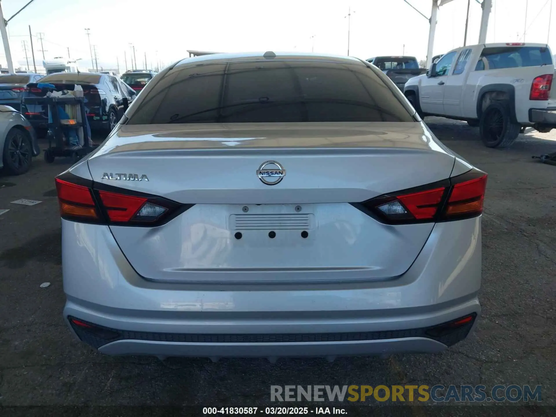 15 Photograph of a damaged car 1N4BL4BV5LC147469 NISSAN ALTIMA 2020