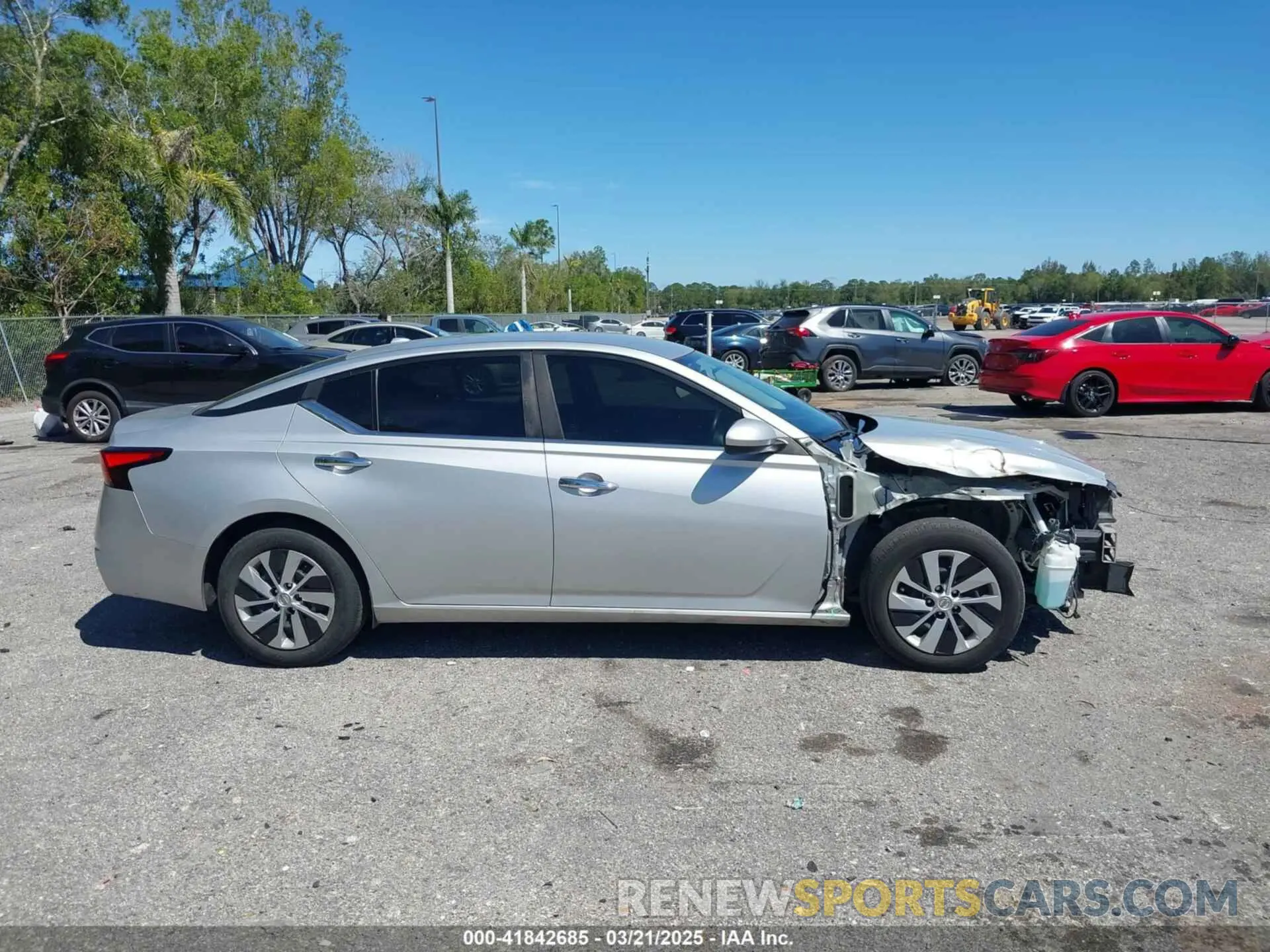 13 Фотография поврежденного автомобиля 1N4BL4BV5LC208786 NISSAN ALTIMA 2020