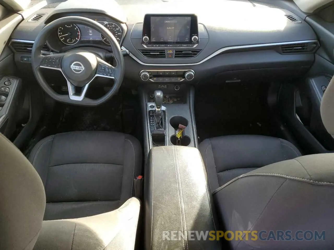 8 Photograph of a damaged car 1N4BL4BV5LC209484 NISSAN ALTIMA 2020