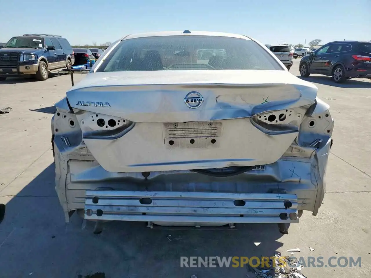 6 Photograph of a damaged car 1N4BL4BV5LC257812 NISSAN ALTIMA 2020