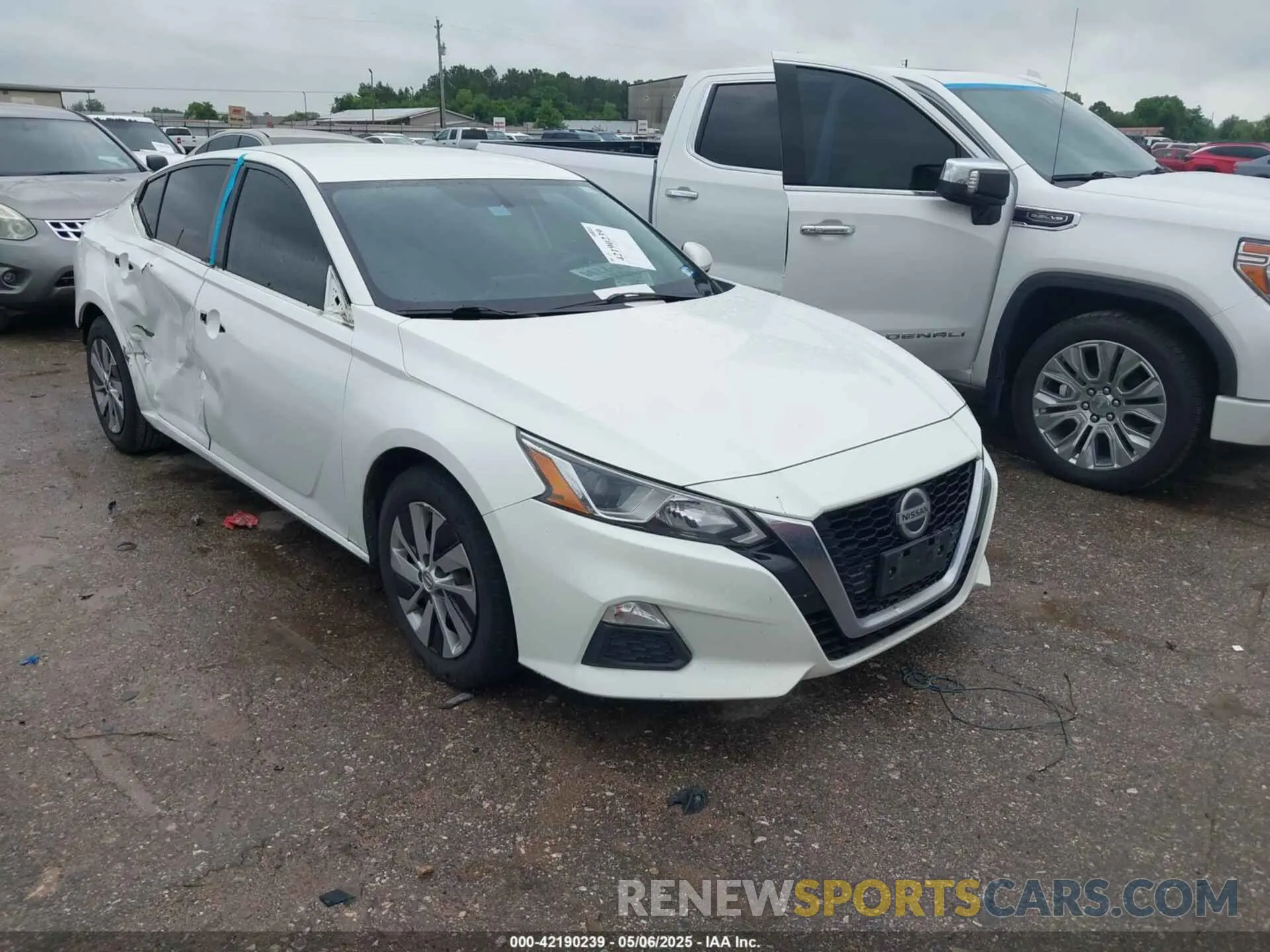 1 Photograph of a damaged car 1N4BL4BV6LC139087 NISSAN ALTIMA 2020