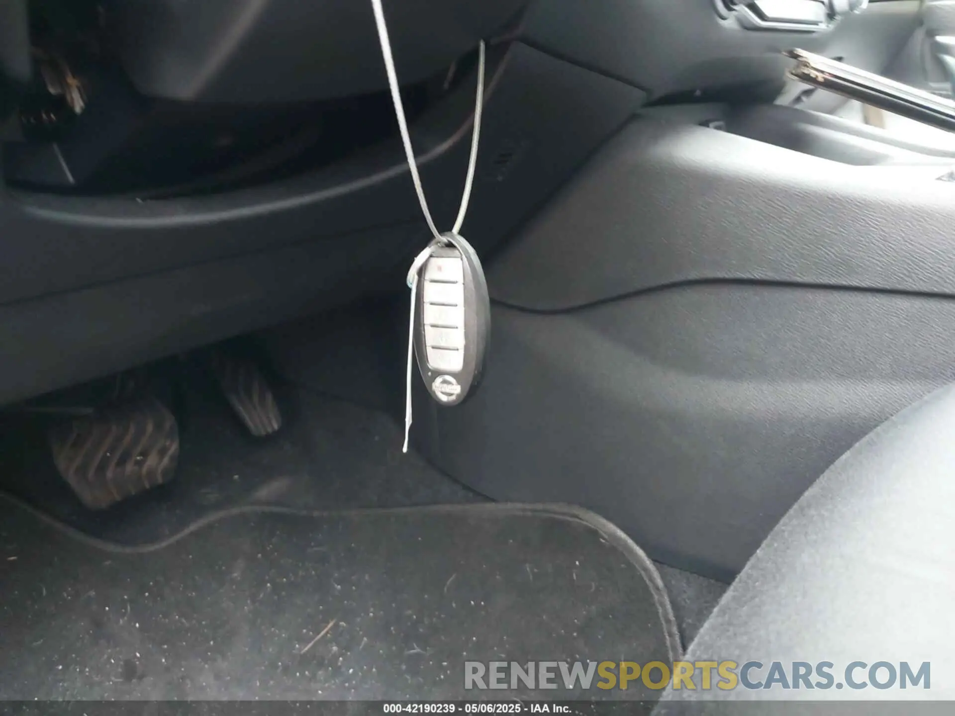 11 Photograph of a damaged car 1N4BL4BV6LC139087 NISSAN ALTIMA 2020