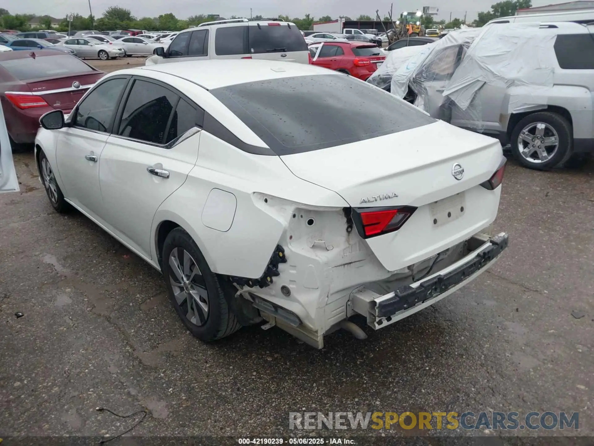 3 Photograph of a damaged car 1N4BL4BV6LC139087 NISSAN ALTIMA 2020