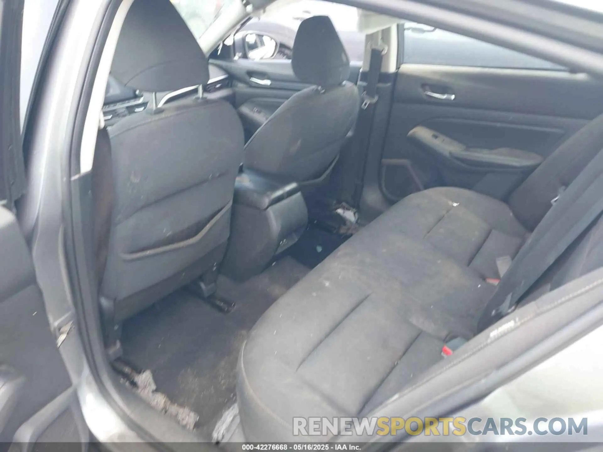 8 Photograph of a damaged car 1N4BL4BV6LC160294 NISSAN ALTIMA 2020