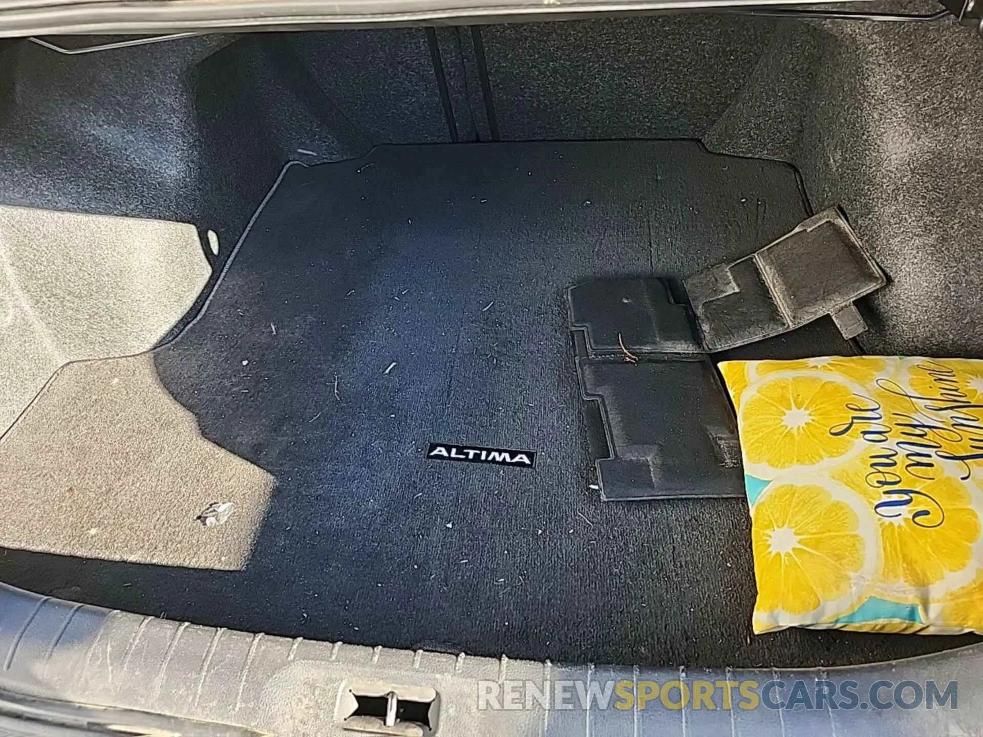 16 Photograph of a damaged car 1N4BL4BV6LC177922 NISSAN ALTIMA 2020
