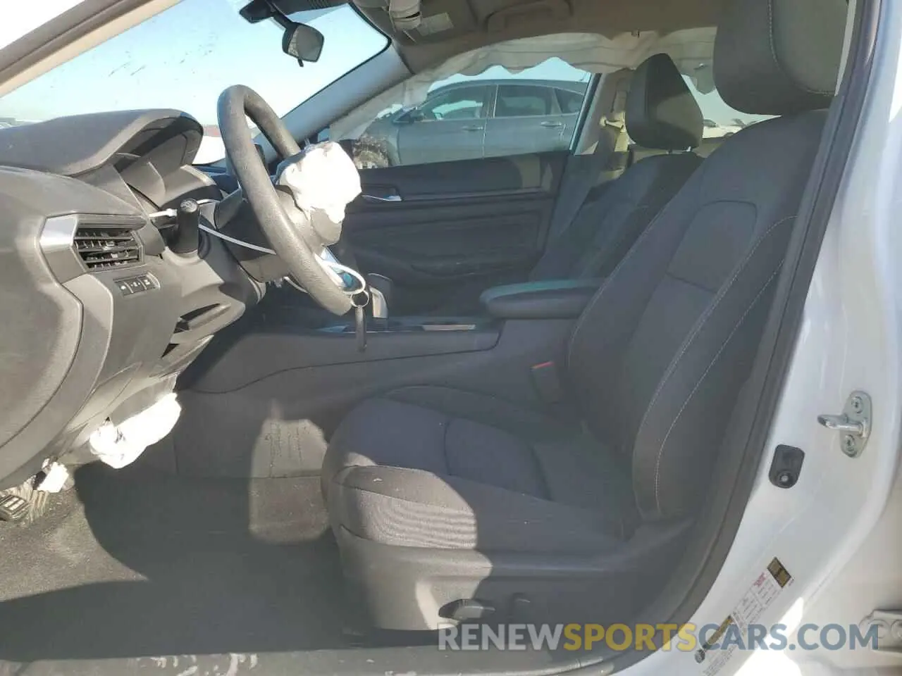 7 Photograph of a damaged car 1N4BL4BV6LC182358 NISSAN ALTIMA 2020