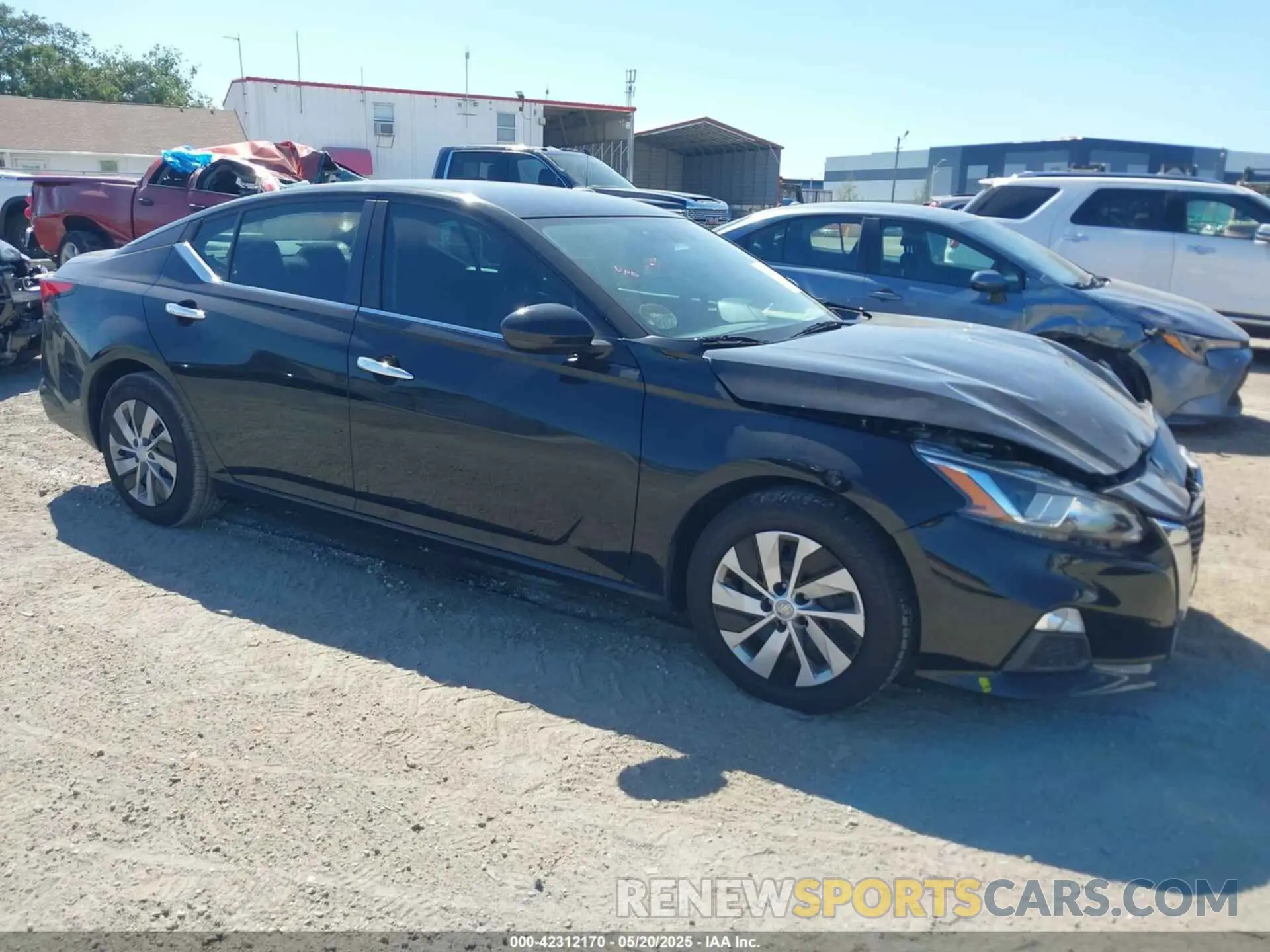 1 Photograph of a damaged car 1N4BL4BV6LC184384 NISSAN ALTIMA 2020