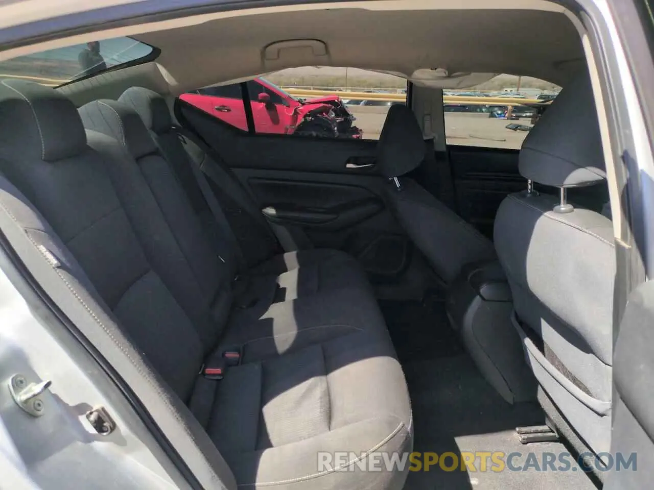 10 Photograph of a damaged car 1N4BL4BV6LC208604 NISSAN ALTIMA 2020