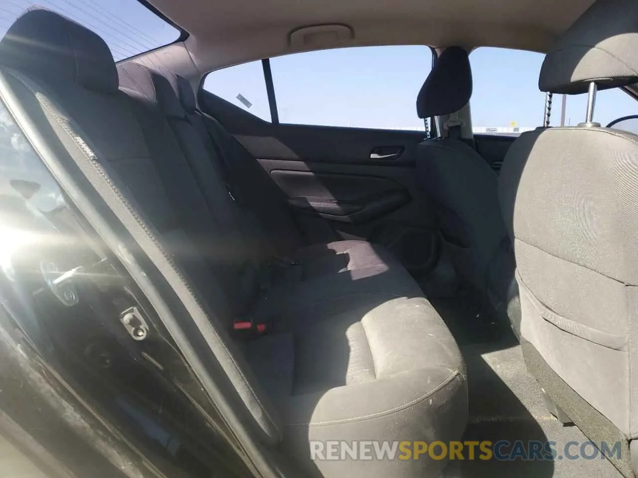 10 Фотография поврежденного автомобиля 1N4BL4BV6LC227864 NISSAN ALTIMA 2020
