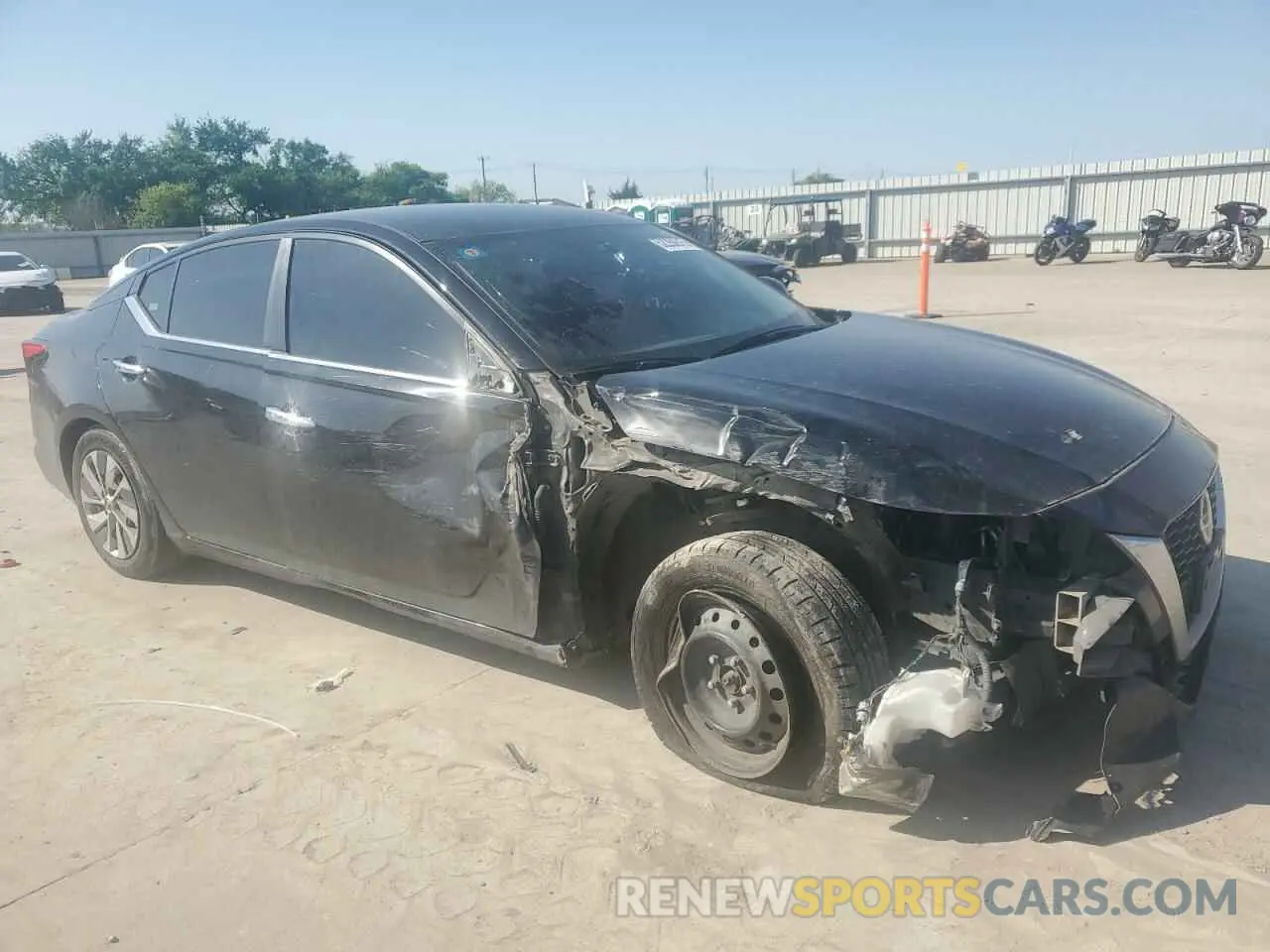 4 Фотография поврежденного автомобиля 1N4BL4BV6LC227864 NISSAN ALTIMA 2020